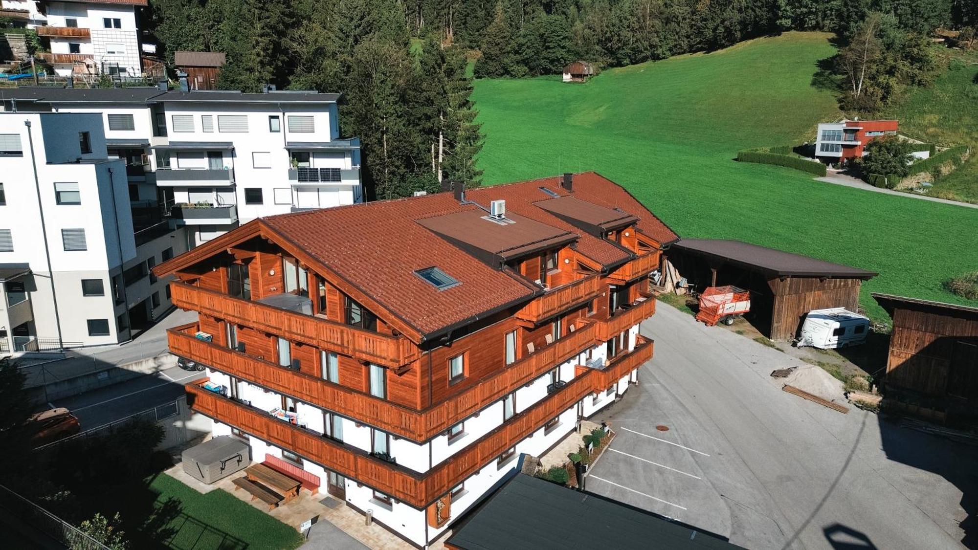 Oldwood Chalet - Balcony & Car Park By Alpenluxus Appartements Fügen Esterno foto