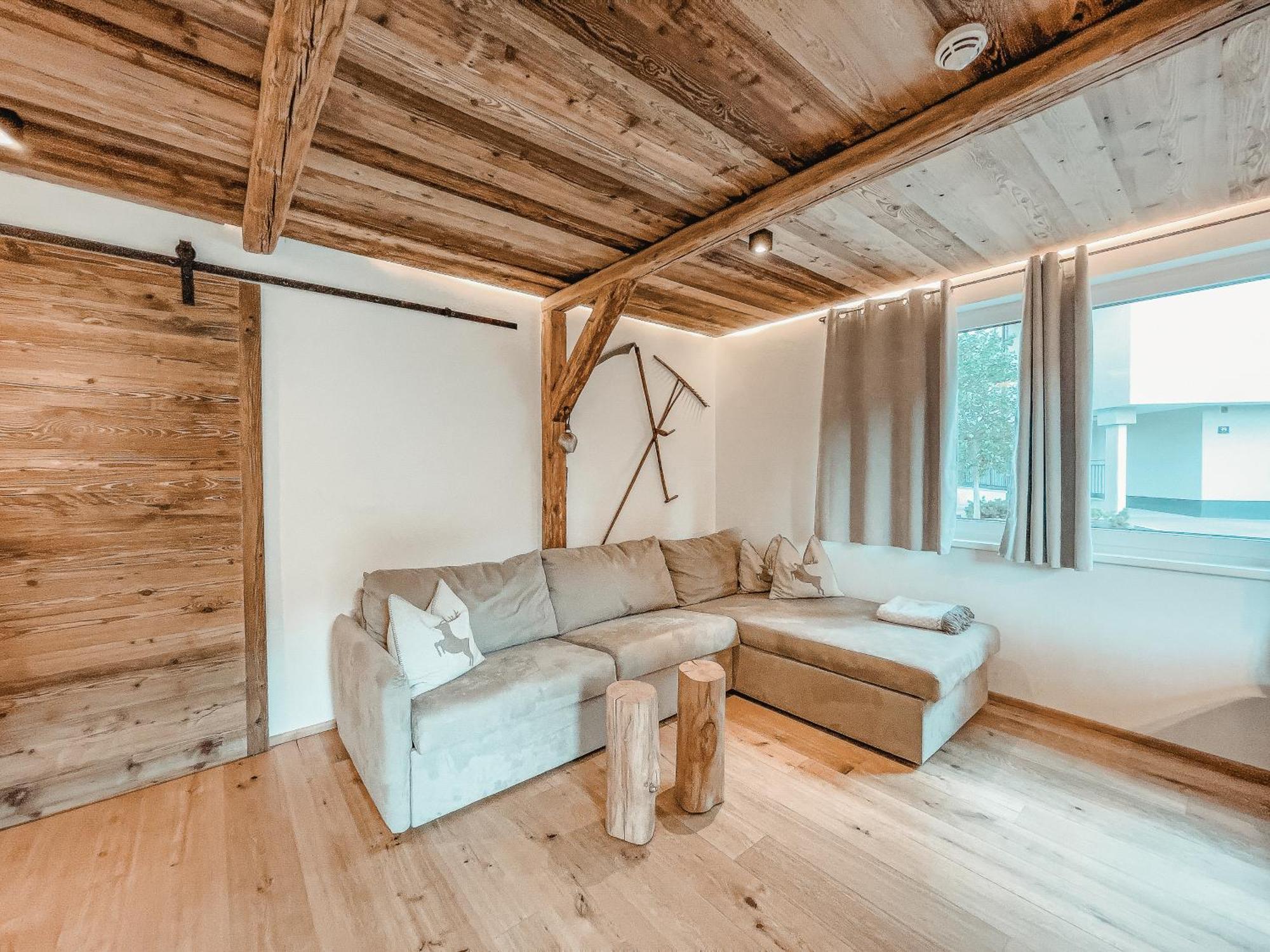 Oldwood Chalet - Balcony & Car Park By Alpenluxus Appartements Fügen Esterno foto